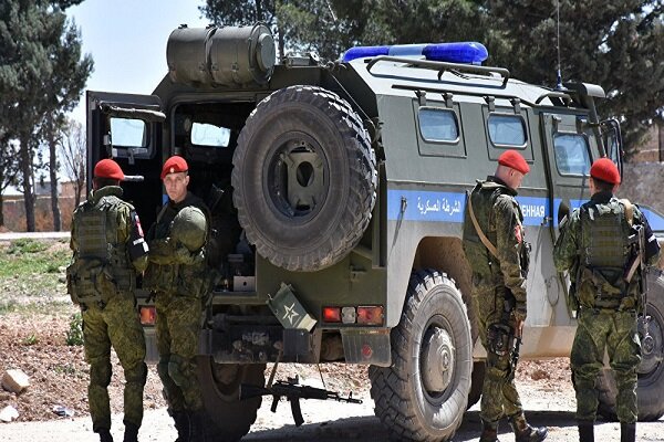 دورية عسكرية مشتركة روسية تركية على طريق حلب اللاذقية