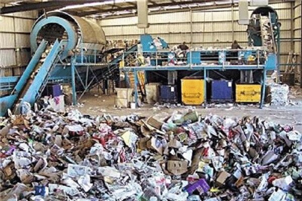 روزانه ۶۰ تن زباله در محمدیه و ناحیه شهری مهرگان جمع آوری می شود