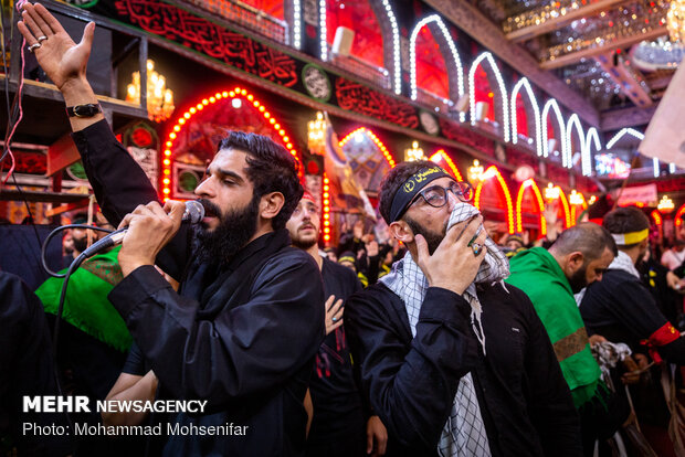 Pilgrims in Karbala on eve of Arbaeen