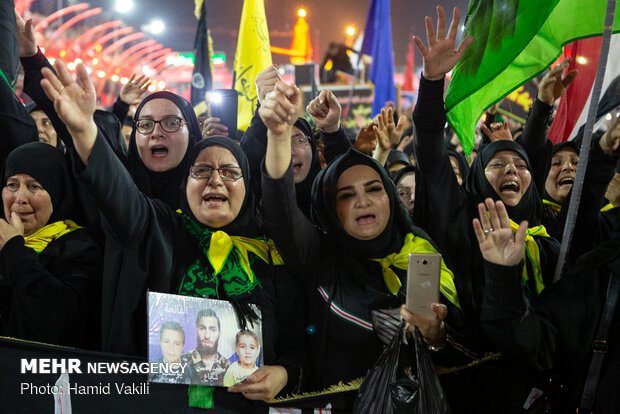 Hz. İmam Hüseyin'in (a.s) Türbesi'nde matem töreni