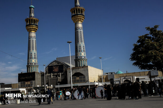 مراسم أربعينية الإمام الحسين في مشهد