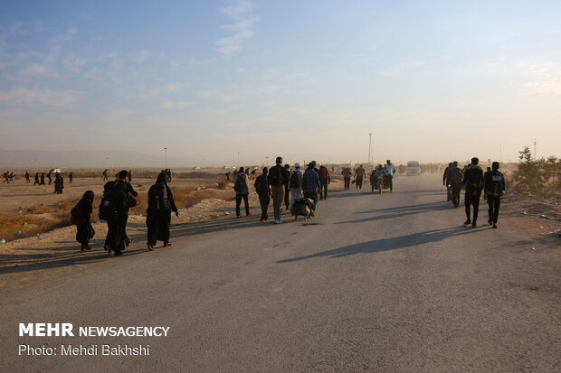 موج بازگشت زائران از مرز مهران