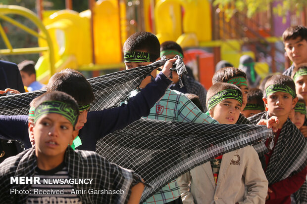 راهپیمایی کودکان اربعینی در کرج