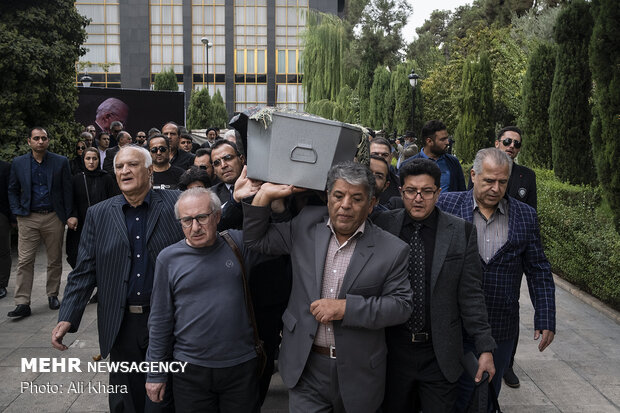 Funeral procession for Iranian composer Hossein Dehlavi
