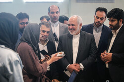 ایرانی وزیر خارجہ کا آزادی انوویشن فیکٹری کا دورہ