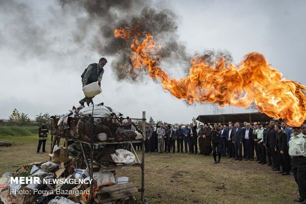 Over 1 ton of narcotic drugs destroyed in Gilan prov.