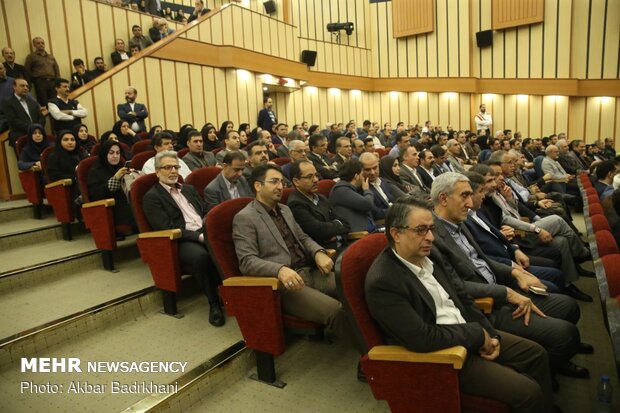 آیین تکریم دکتر محمد آقاجانی رییس سابق و معارفه دکتر علیرضا زالی سرپرست جدید دانشگاه علوم پزشکی شهیدبهشتی