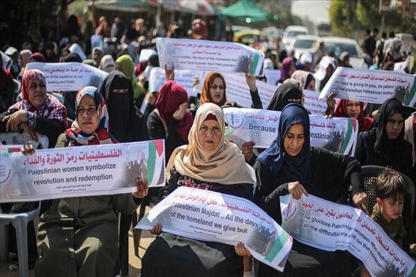 Gazzeli kadınlar İsrail ablukasını protesto etti
