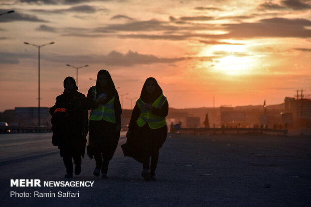 Pilgrims marching to holy shrine of Imam Reza in Mashhad