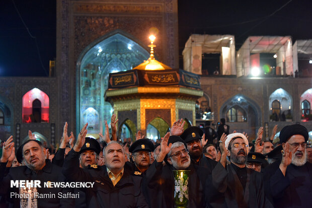 آئین شام غریبان امام رضا (ع) در حرم مطهر رضوی