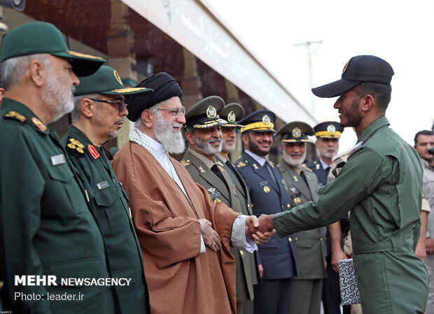 مراسم دانش‌آموختگی دانشجویان دانشگاه‌های افسری ارتش