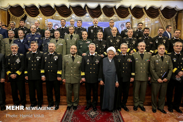 Foreign military attaches in Tehran meeting with Navy cmdr.