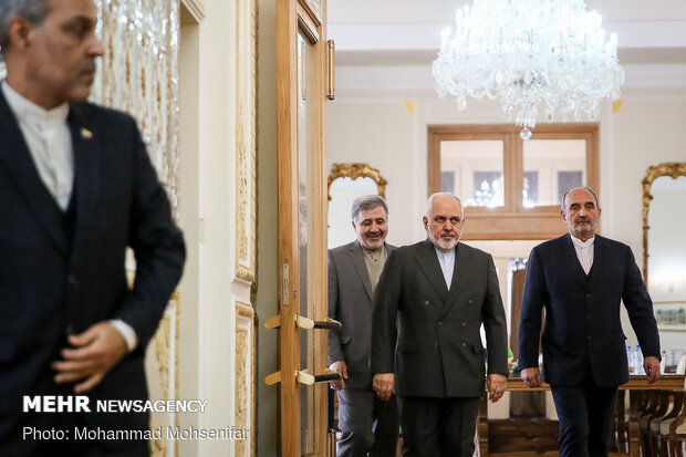 Iranian, Omani FMs meet in Tehran