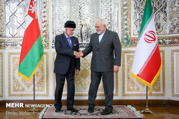 Iranian, Omani FMs meet in Tehran