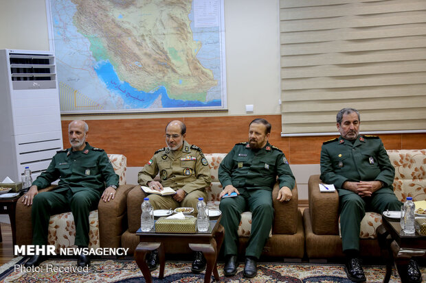 Meeting of Iran, China high-ranking military officials