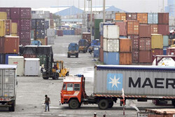 واردات بیش از ۲۱ هزار تن کالا از گمرکات استان فارس به کشور