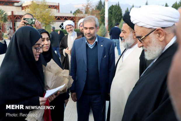 سفر حجت‌الاسلام‌ والمسلمین محمدی گلپایگانی رئیس دفتر مقام معظم رهبری به خرم‌آباد