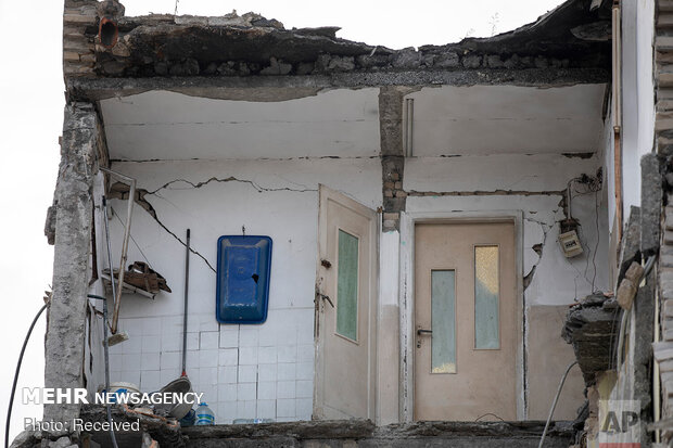 تخریب خانه های آلبانی پس از زلزله‎