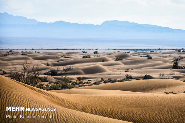 Meet the mysterious Iranian desert: Rig-e Jenn