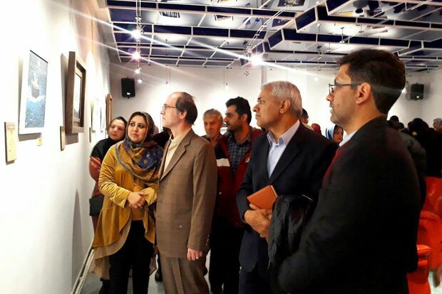 نمایشگاه شعر نقاشی بیت‌نگار در گالری سیب شاهرود گشایش یافت