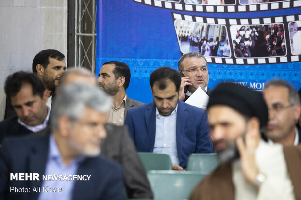 ثبت نام فرید موسوی در ششمین روز ثبت‌نام انتخابات مجلس یازدهم