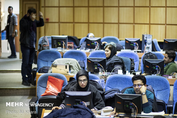 خبرنگاران حاضر در ششمین روز ثبت نام انتخابات مجلس شورای اسلامی