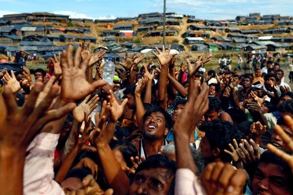 حریق گسترده در اردوگاه مسلمانان روهینگیا با ۱۵ کشته، ۵۶۰ زخمی و ۴۰۰ مفقود