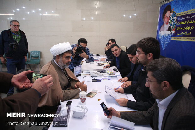 Last day of parliament candidates’ registration in Tehran
