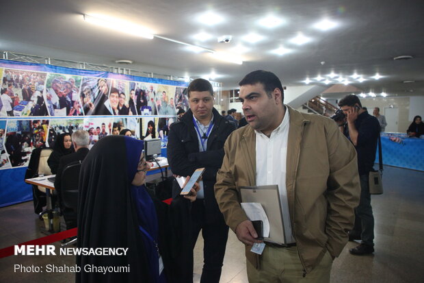 Last day of parliament candidates’ registration in Tehran
