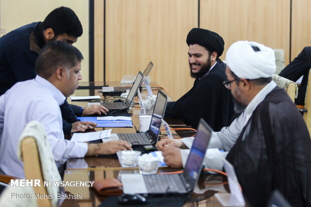 Final day of registration for parl. elections in Qom