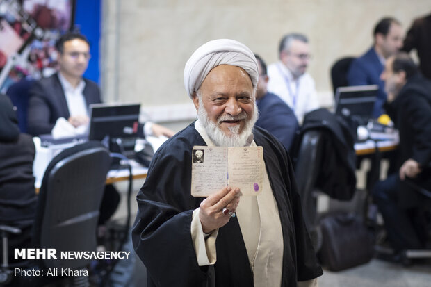 ثبت نام حجت الاسلام غلامرضا مصباحی‌مقدم در انتخابات میان دوره ای مجلس خبرگان