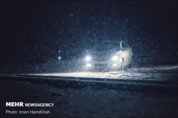 
Nightfall snow in Hamedan