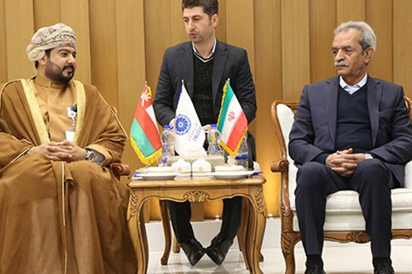 ‘Iran, Oman can fulfill $5 billion bilateral trade volume by 2020’