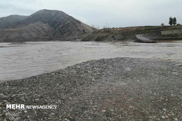 راه ۳ روستای پلدختر قطع شد/ سرگردانی دانش آموزان و مهاجرت اهالی