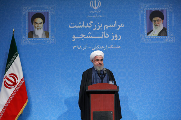Ruhani: Yeni yıl bütçesi ABD ile müzakereye dayalı değil