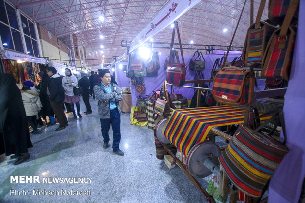 4th national handicraft expo wraps up in S. Khorasan 