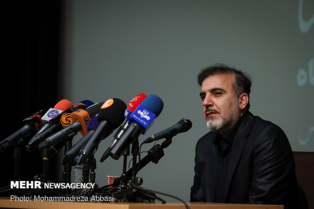 مراسم استقبال العالم الايراني مسعود سليماني في جامعة "تربيت مدرس" 