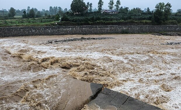 تعداد جان باختگان سیلاب رودبال به ۲۱ نفر رسید/۸ نفر خردسال هستند