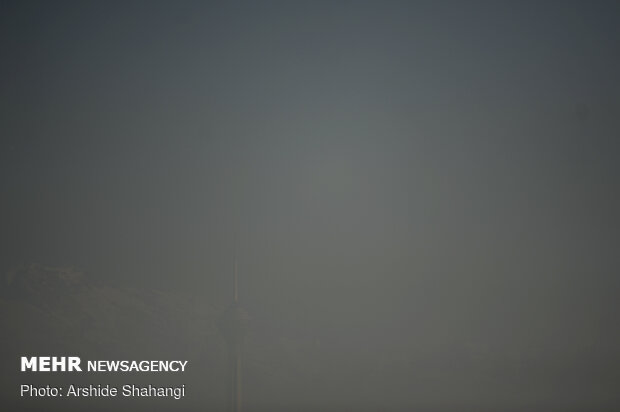 Severe air pollution hits Tehran