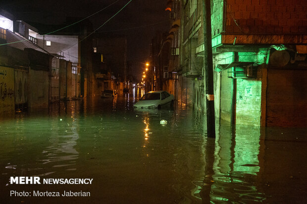 Vast torrential rainfall hit Ahvaz 