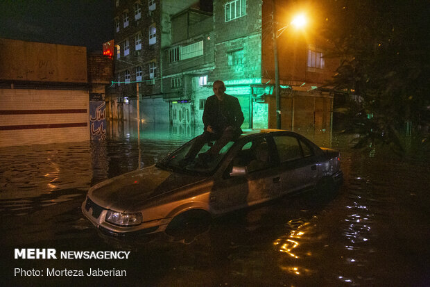 Vast torrential rainfall hit Ahvaz 