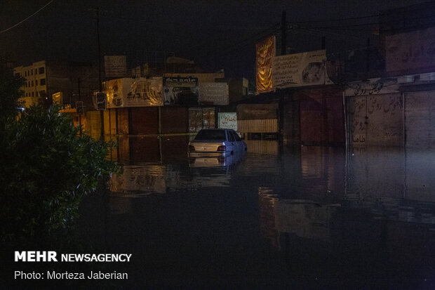 Vast torrential rainfall hit Ahvaz 