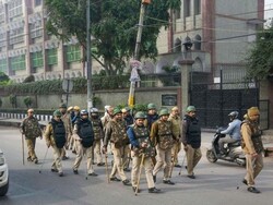 بھارت میں جواہر لال نہرو یونیورسٹی کی 2 طالبات گرفتار