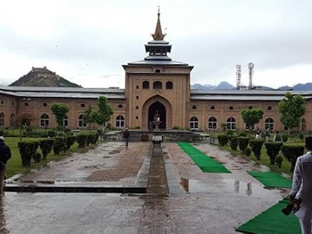 سری نگر کی جامع مسجد نمازیوں کیلیے کھول دی گئی