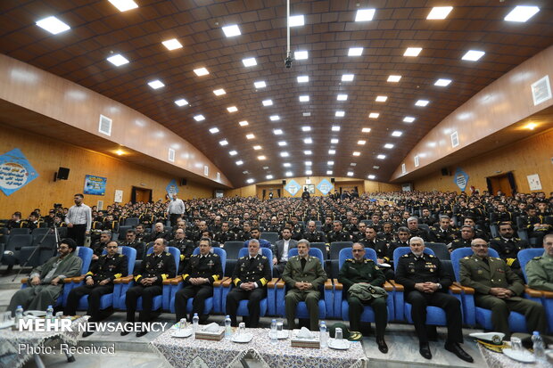 Defense minister’s visit to naval university in northern Iran