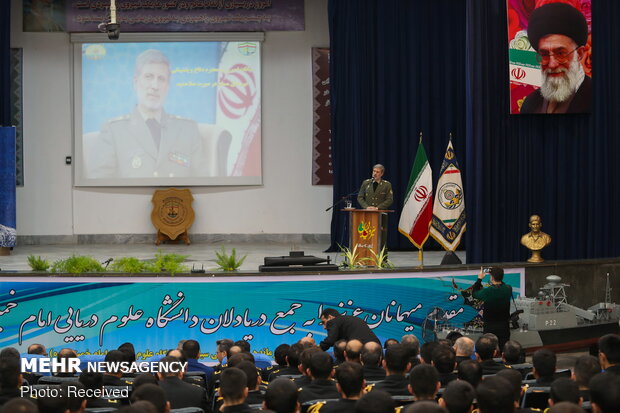 Defense minister’s visit to naval university in northern Iran