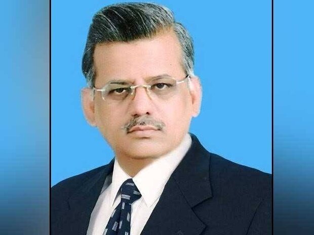 جسٹس نذر اکبر نے اختلافی نوٹ میں مشرف کو بری کردیا جسٹس نذر اکبر نے اختلافی نوٹ میں مشرف کو بری کردیا