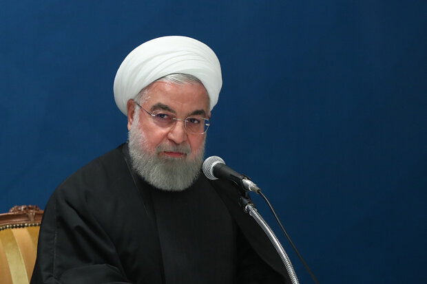 روحاني يشيد بأداء وزارة الصحة والطواقم الطبية في الحرب ضد كورونا
