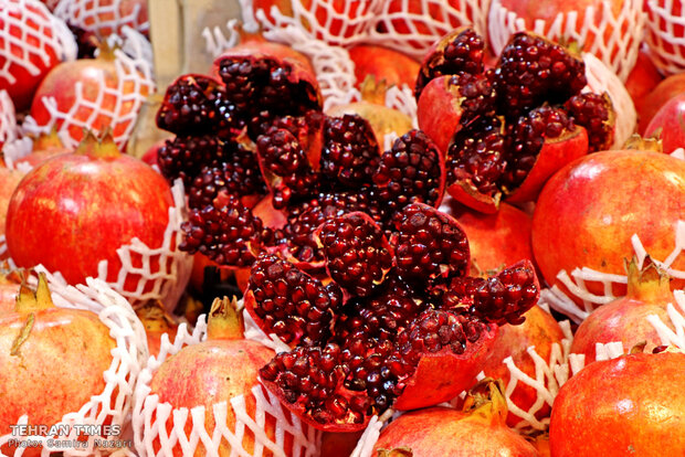 Iranians shop, this time, in honor of the longest night