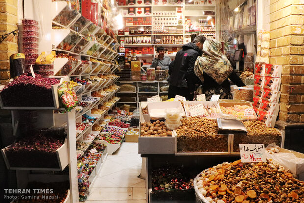 Iranians shop, this time, in honor of the longest night